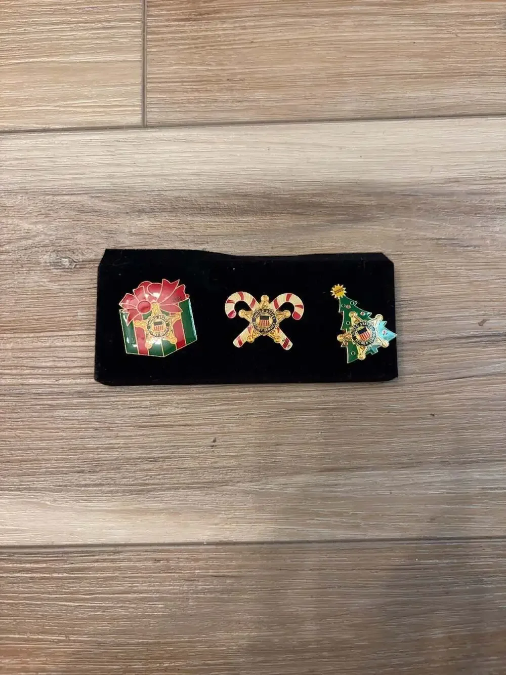 Set of 3 Vintage 2005 United States Secret Service Christmas Holiday Enamel Pins